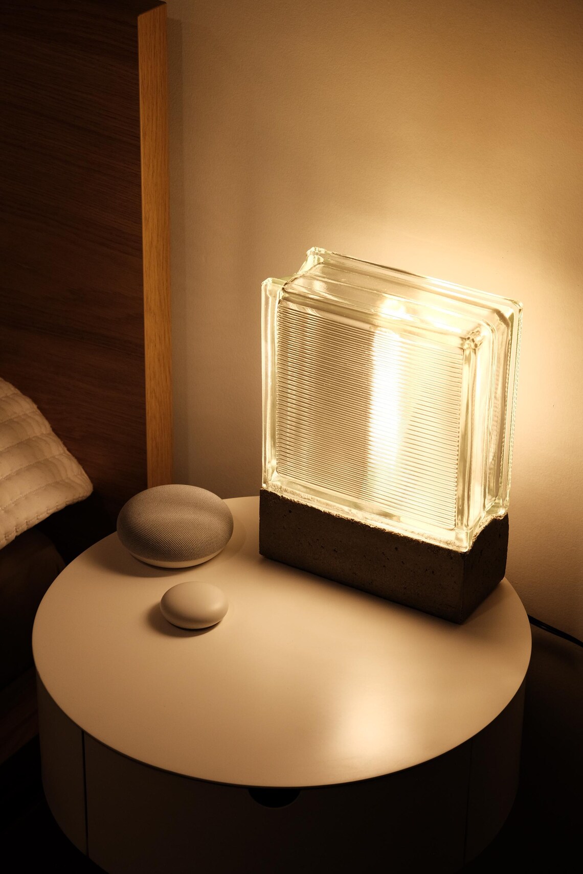 Lumaterra lamp photo 3